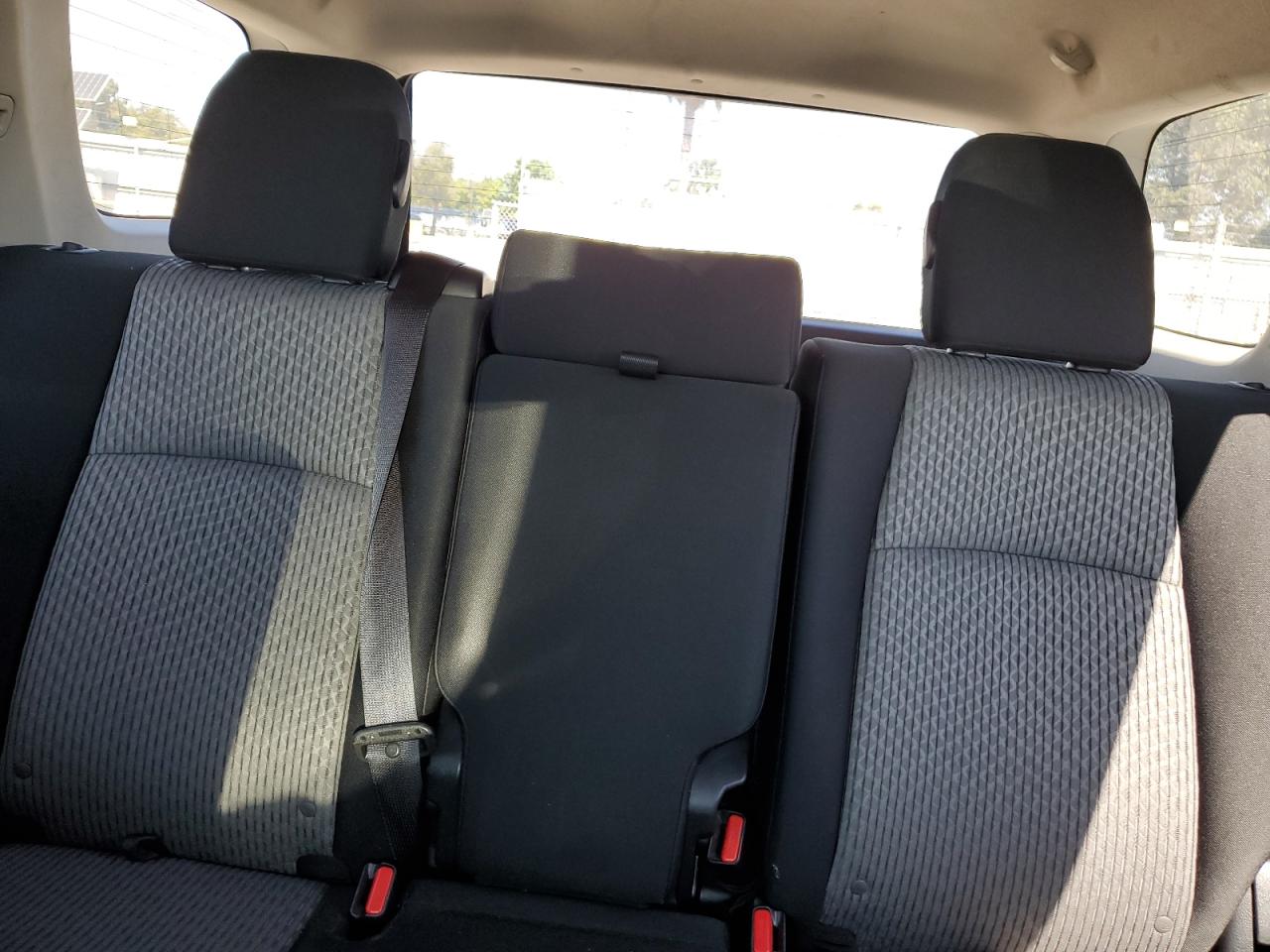 2019 Toyota 4Runner Sr5 VIN: JTEZU5JR7K5211588 Lot: 83985145