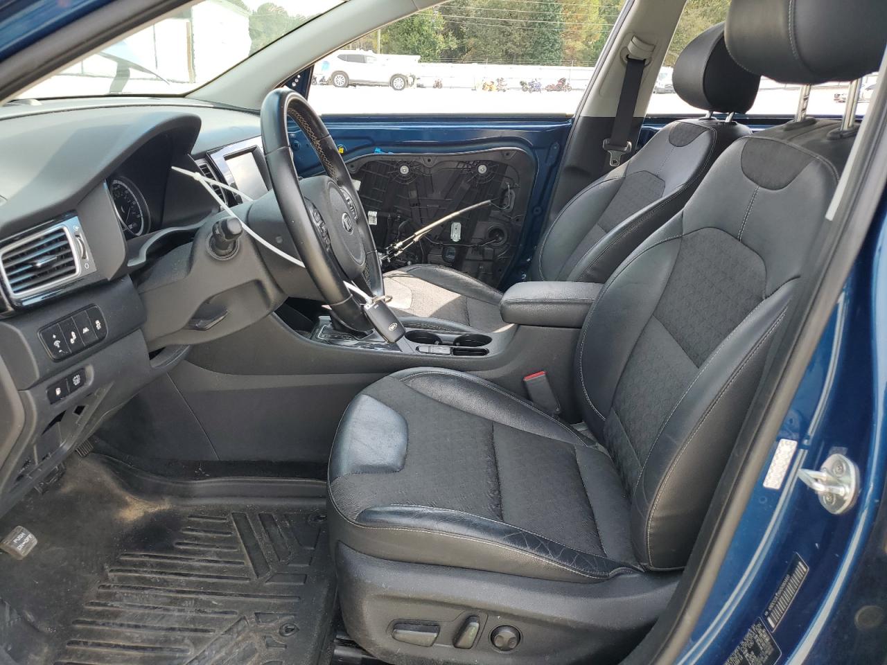 2017 Kia Niro Ex VIN: KNDCC3LC6H5090460 Lot: 94897655