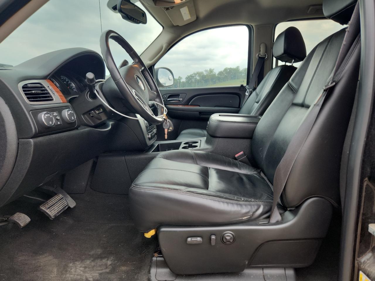 2008 GMC Sierra K1500 VIN: 2GTFK13Y581276248 Lot: 81710285