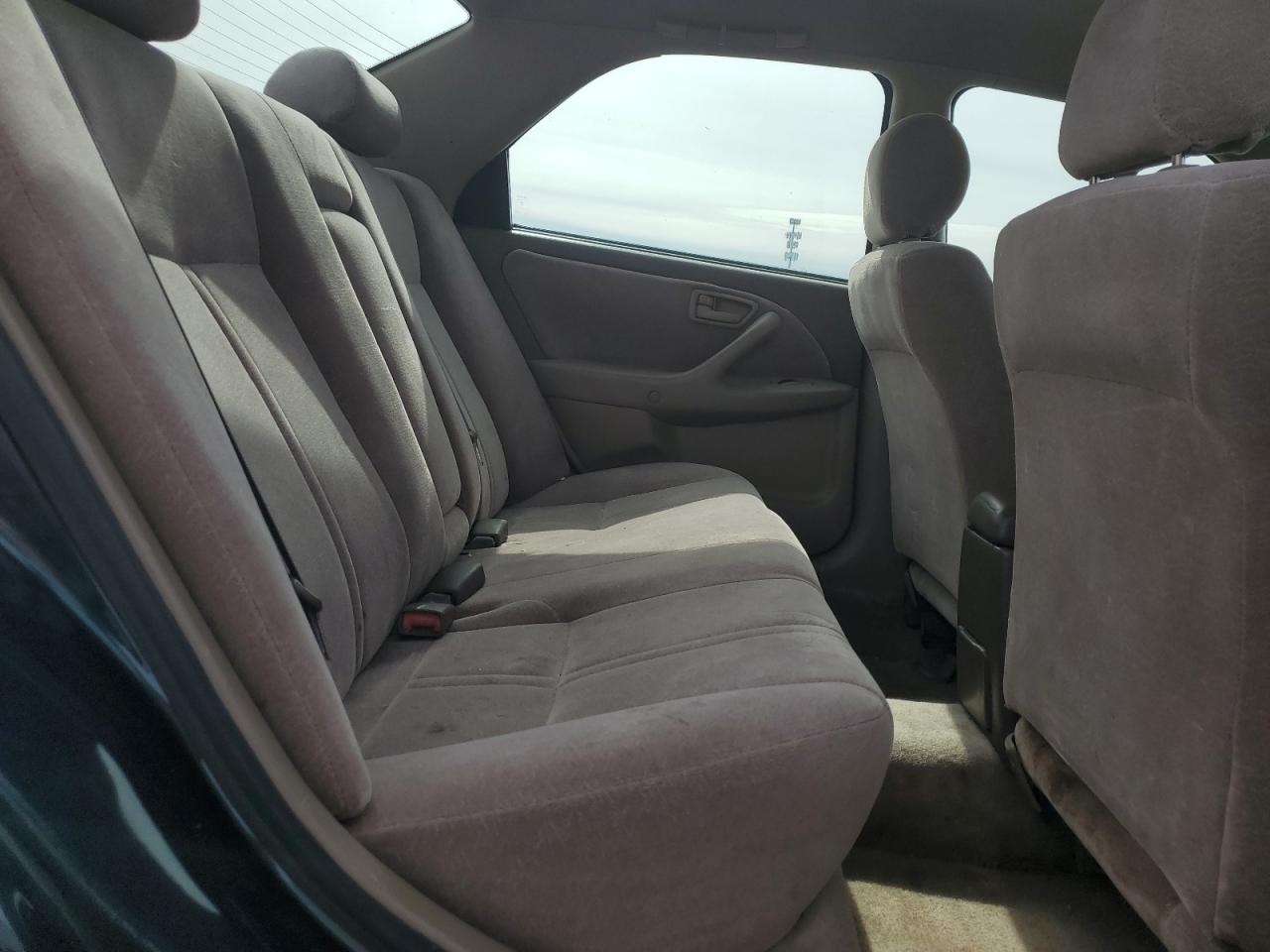 1998 Toyota Camry VIN: JT2BG22KXW0245940 Lot: 81934805