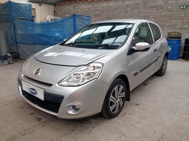 2011 RENAULT CLIO BIZU