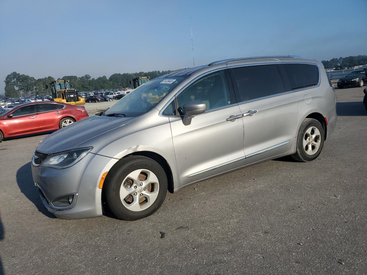 2017 Chrysler Pacifica Touring L Plus