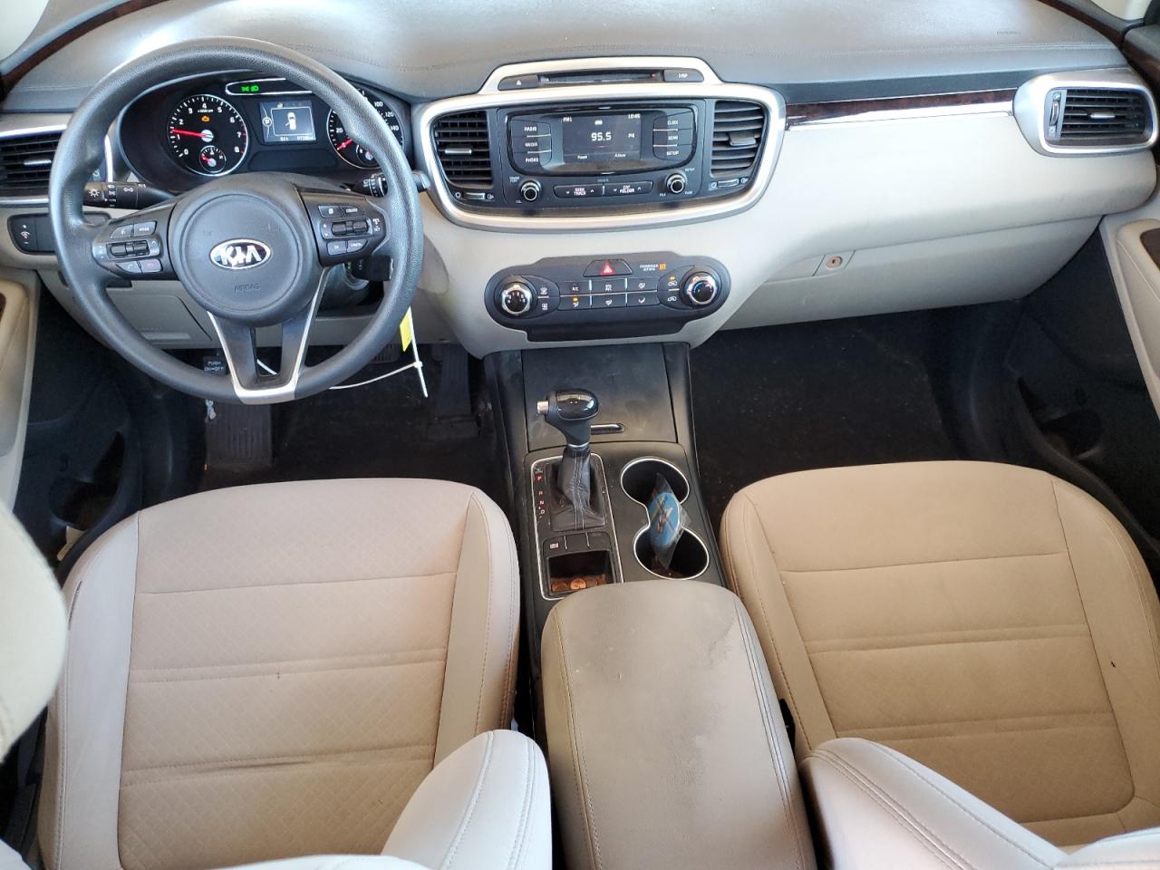 2017 Kia Sorento Lx VIN: 5XYPG4A52HG310202 Lot: 81887055