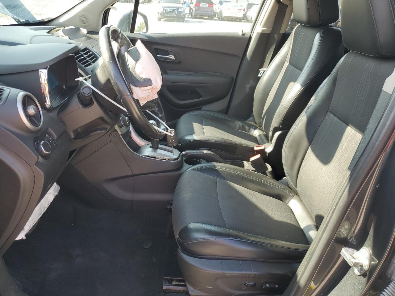 2016 Chevrolet Trax 1Lt VIN: 3GNCJLSB5GL216828 Lot: 80104055