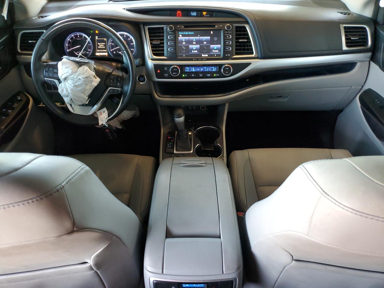 2018 Toyota Highlander Se VIN: 5TDKZRFH2JS544174 Lot: 81777485