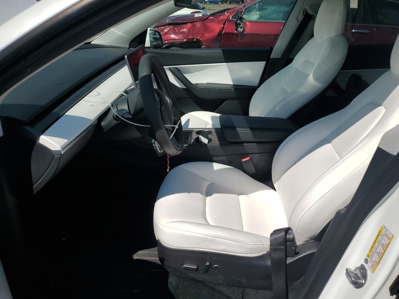 2022 Tesla Model Y VIN: 7SAYGDEE5NF374402 Lot: 71036825