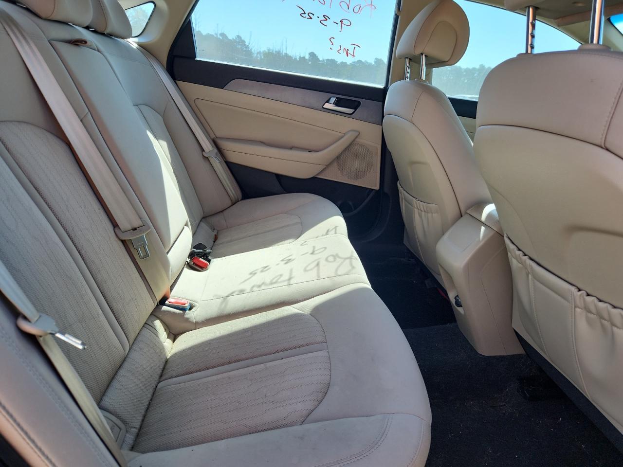 2017 Hyundai Sonata Hybrid VIN: KMHE24L19HA050909 Lot: 72036425