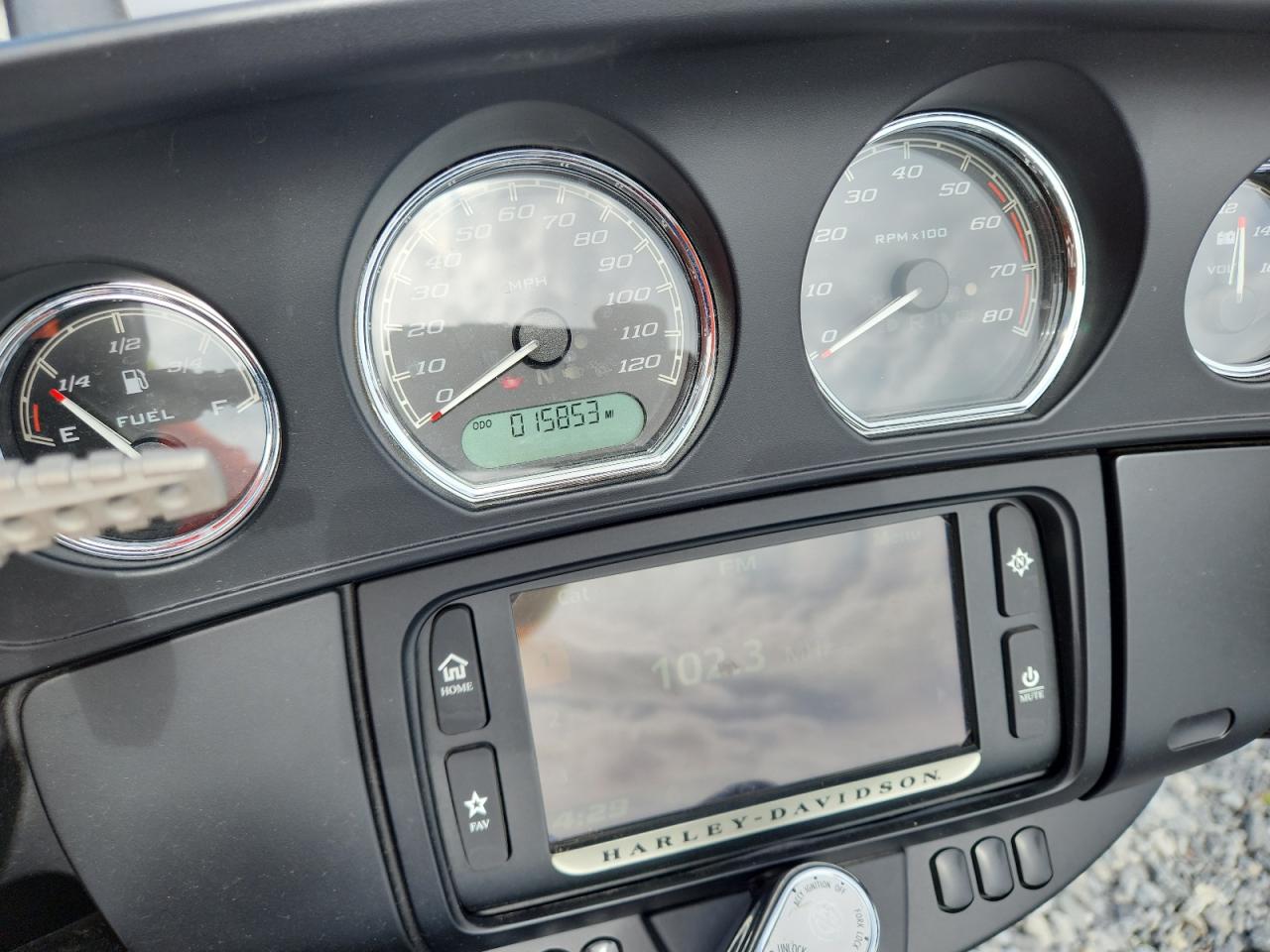 2016 Harley-Davidson Flhtcu Ultra Classic Electra Glide VIN: 1HD1FCM13GB637808 Lot: 71867005