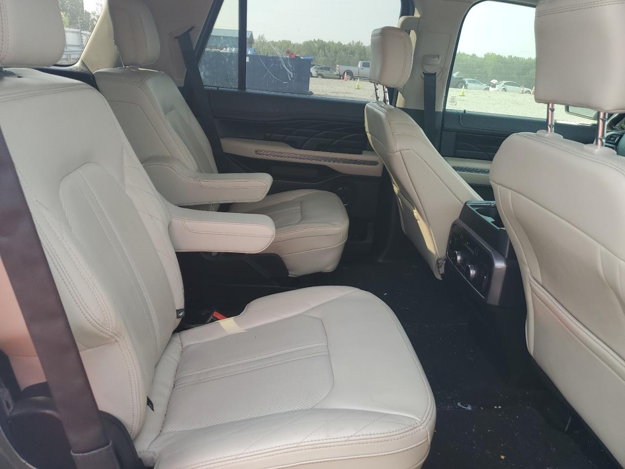 2019 Ford Expedition Platinum VIN: 1FMJU1LT4KEA30558 Lot: 81298425