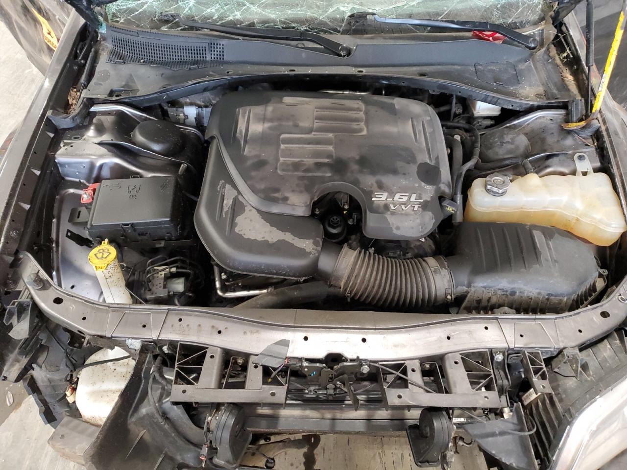 2018 Chrysler 300 Limited VIN: 2C3CCAKG3JH268885 Lot: 71665855