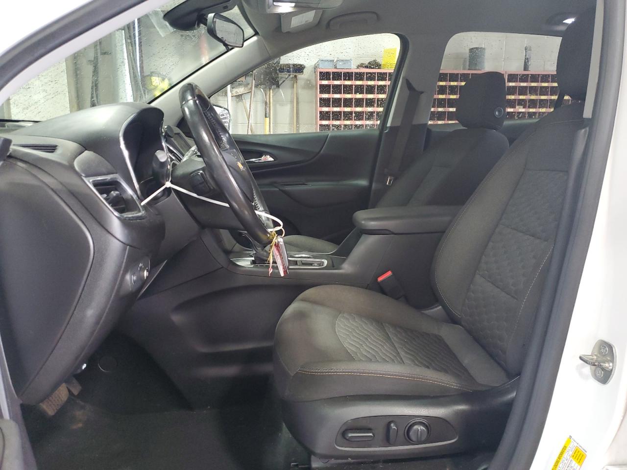 2019 Chevrolet Equinox Lt VIN: 2GNAXJEV4K6159888 Lot: 72031535