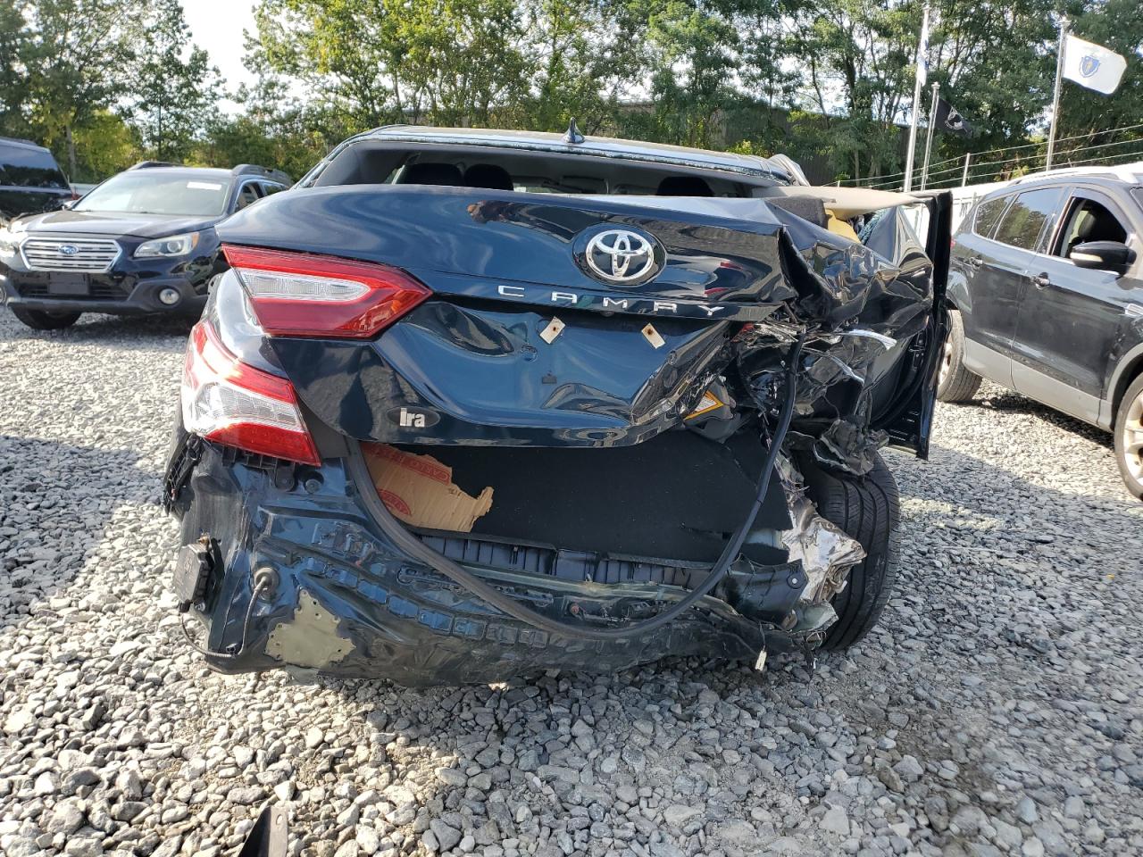 2019 Toyota Camry L VIN: 4T1B11HKXKU731902 Lot: 72083025