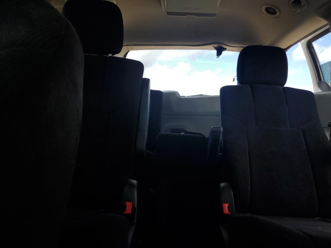 2011 Dodge Grand Caravan Crew VIN: 2D4RN5DG4BR662141 Lot: 84031015