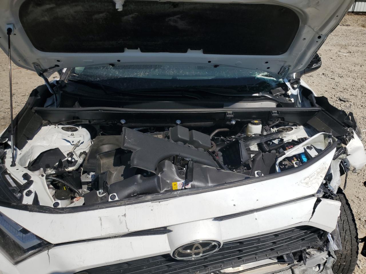 2022 Toyota Rav4 Xle VIN: 2T3W1RFV3NC197233 Lot: 81189925