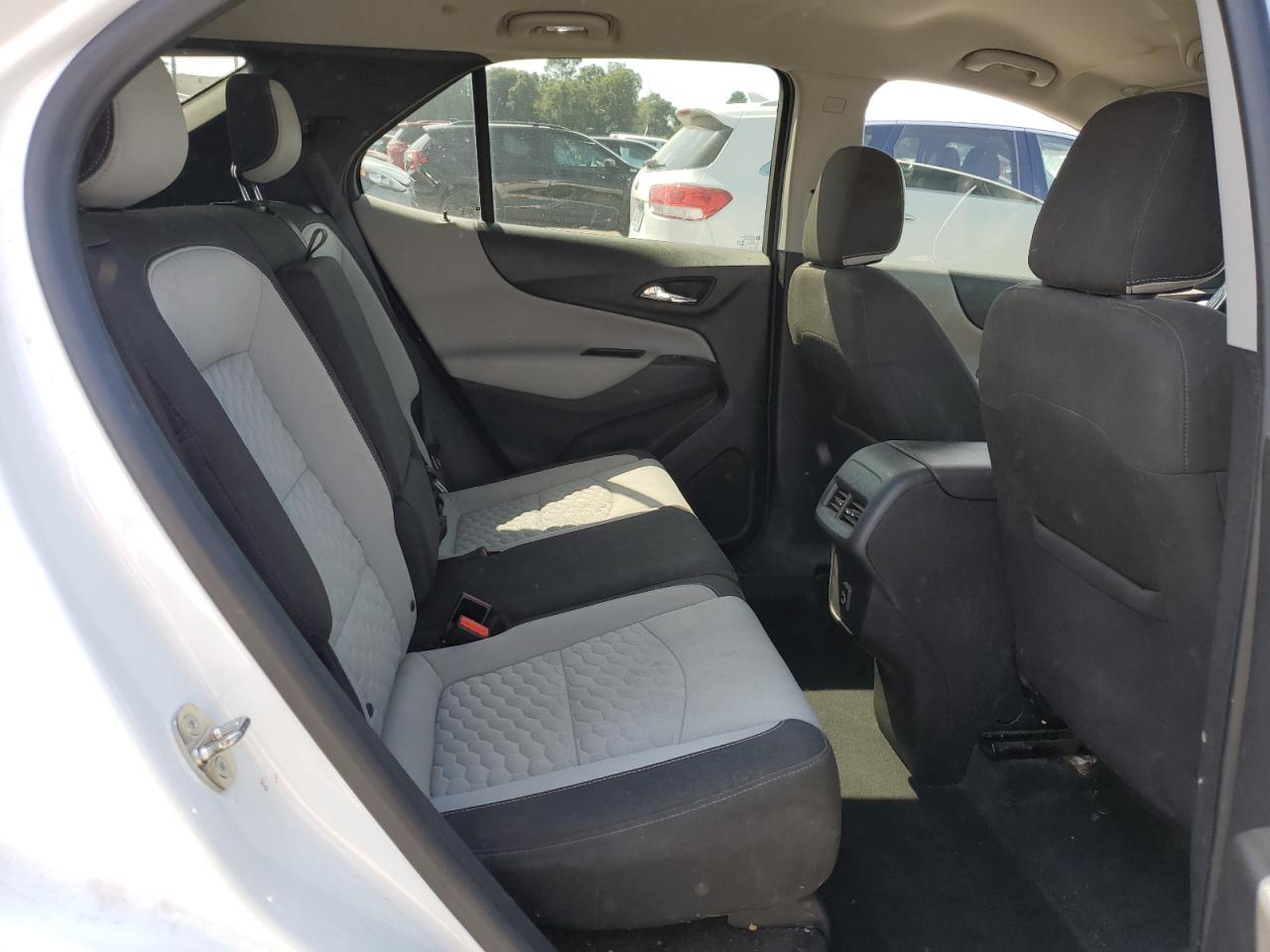 2019 Chevrolet Equinox Ls VIN: 3GNAXHEVXKS560565 Lot: 71777105