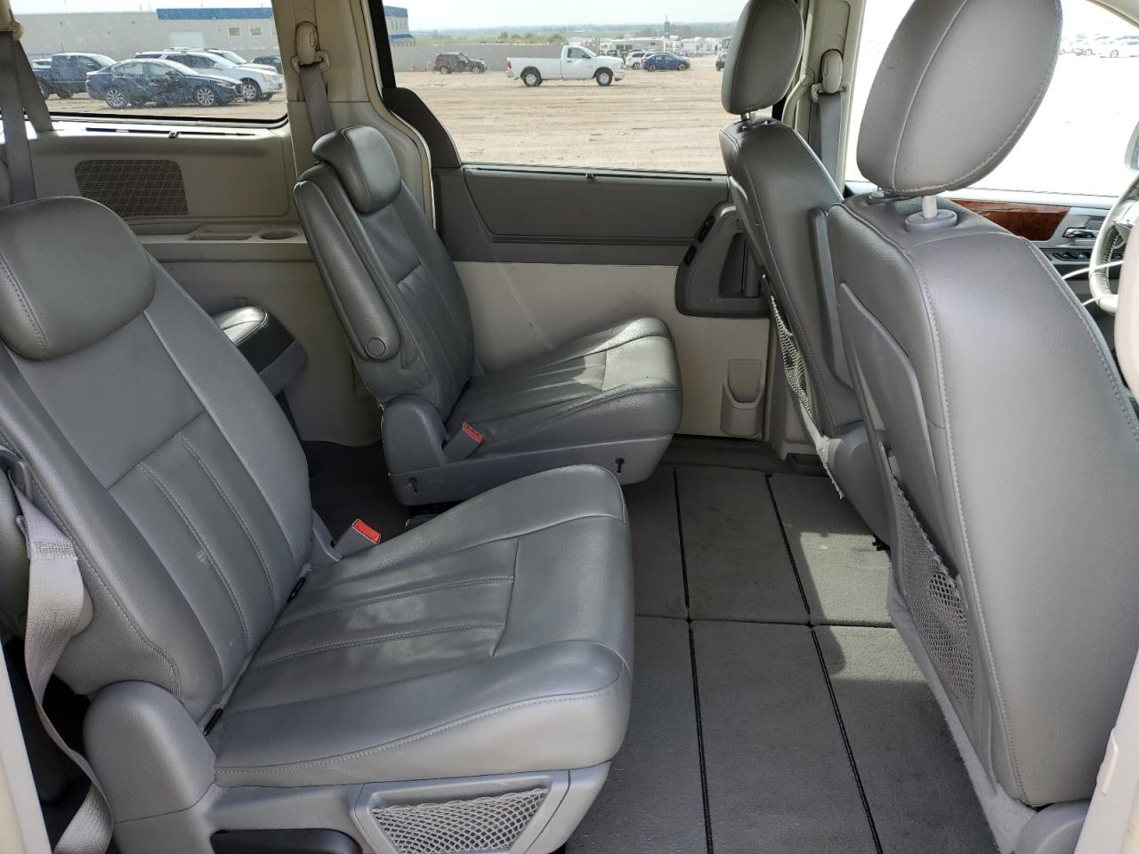 2009 Chrysler Town & Country Touring VIN: 2A8HR54179R590279 Lot: 71241065