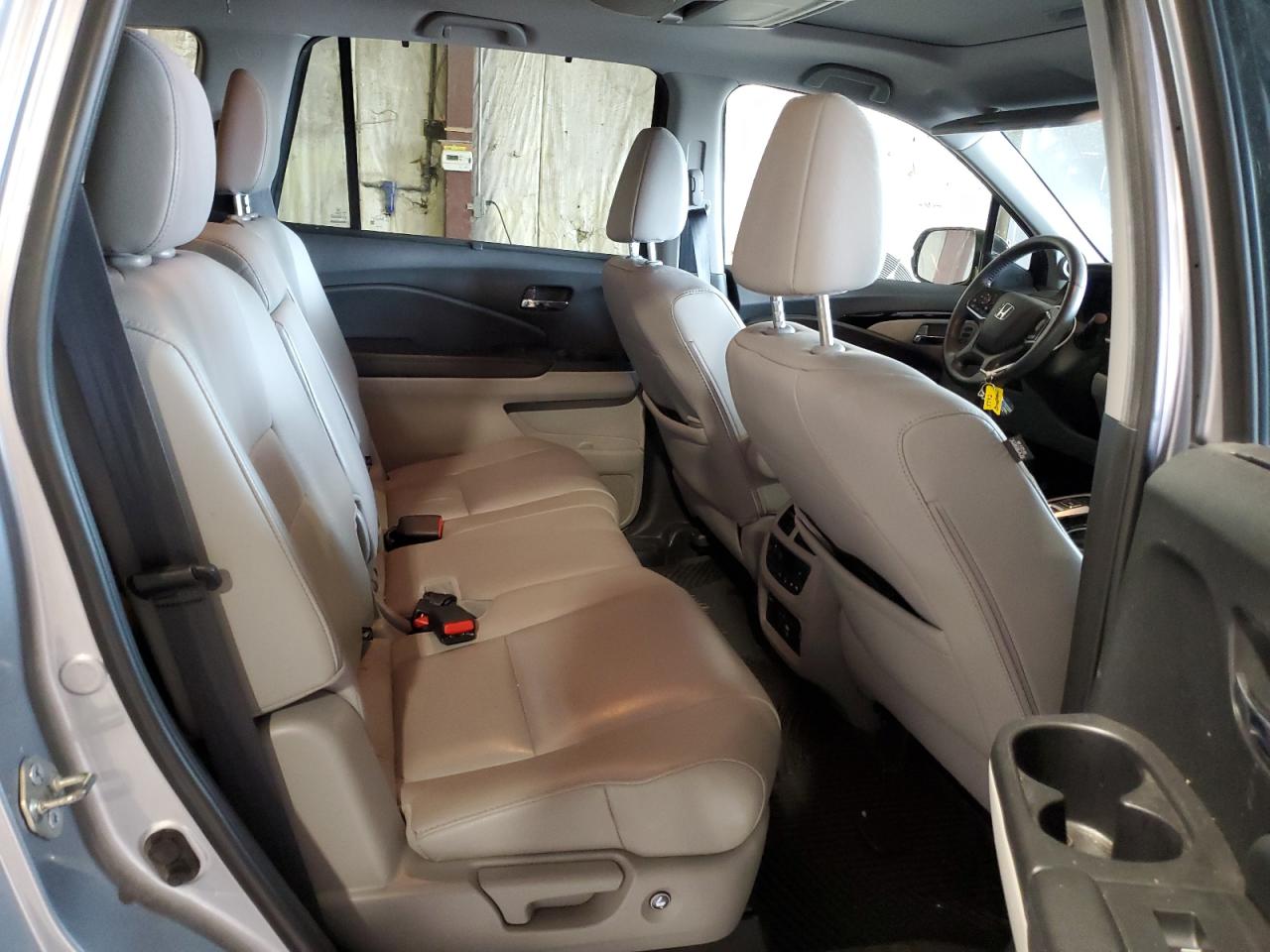 2021 Honda Pilot Touring VIN: 5FNYF6H97MB003542 Lot: 81593575