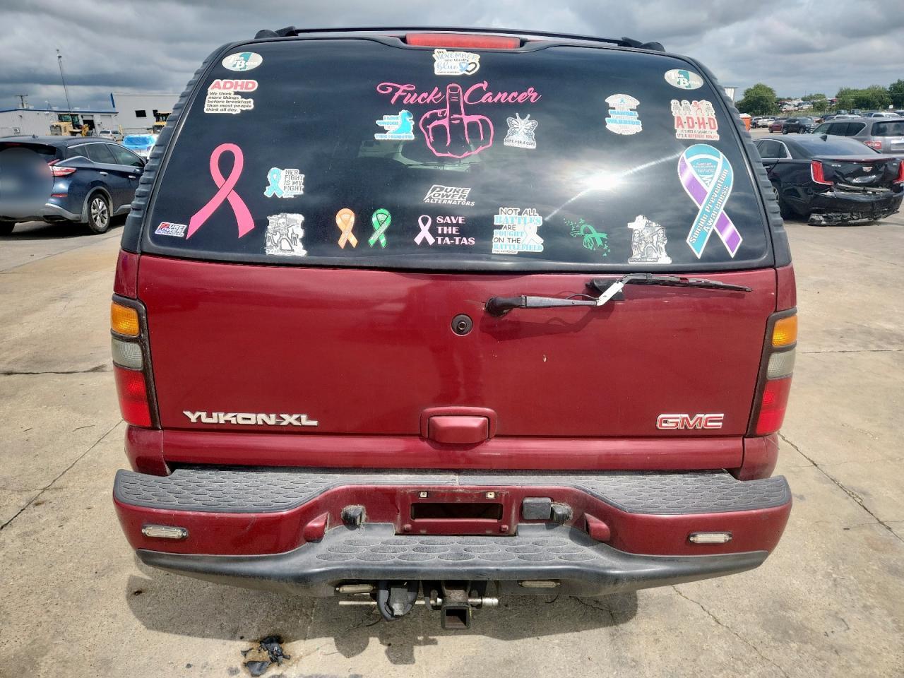 2004 GMC Yukon Xl Denali VIN: 1GKFK66UX4J254742 Lot: 81787155