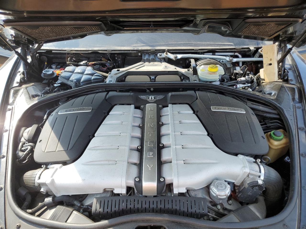 2004 Bentley Continental Gt VIN: SCBCR63W34C020935 Lot: 81279585