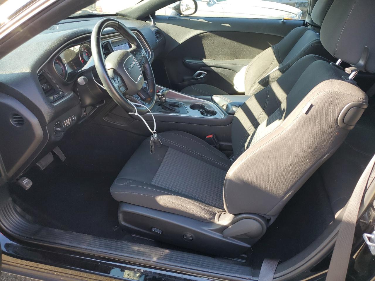 2022 Dodge Challenger Sxt VIN: 2C3CDZAG8NH112974 Lot: 83757345