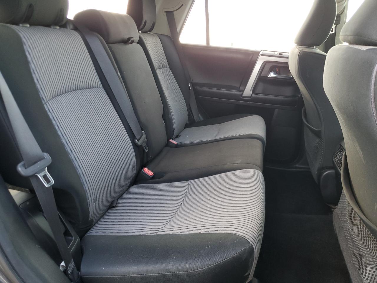 2016 Toyota 4Runner Sr5/Sr5 Premium VIN: JTEBU5JR9G5340411 Lot: 81205865