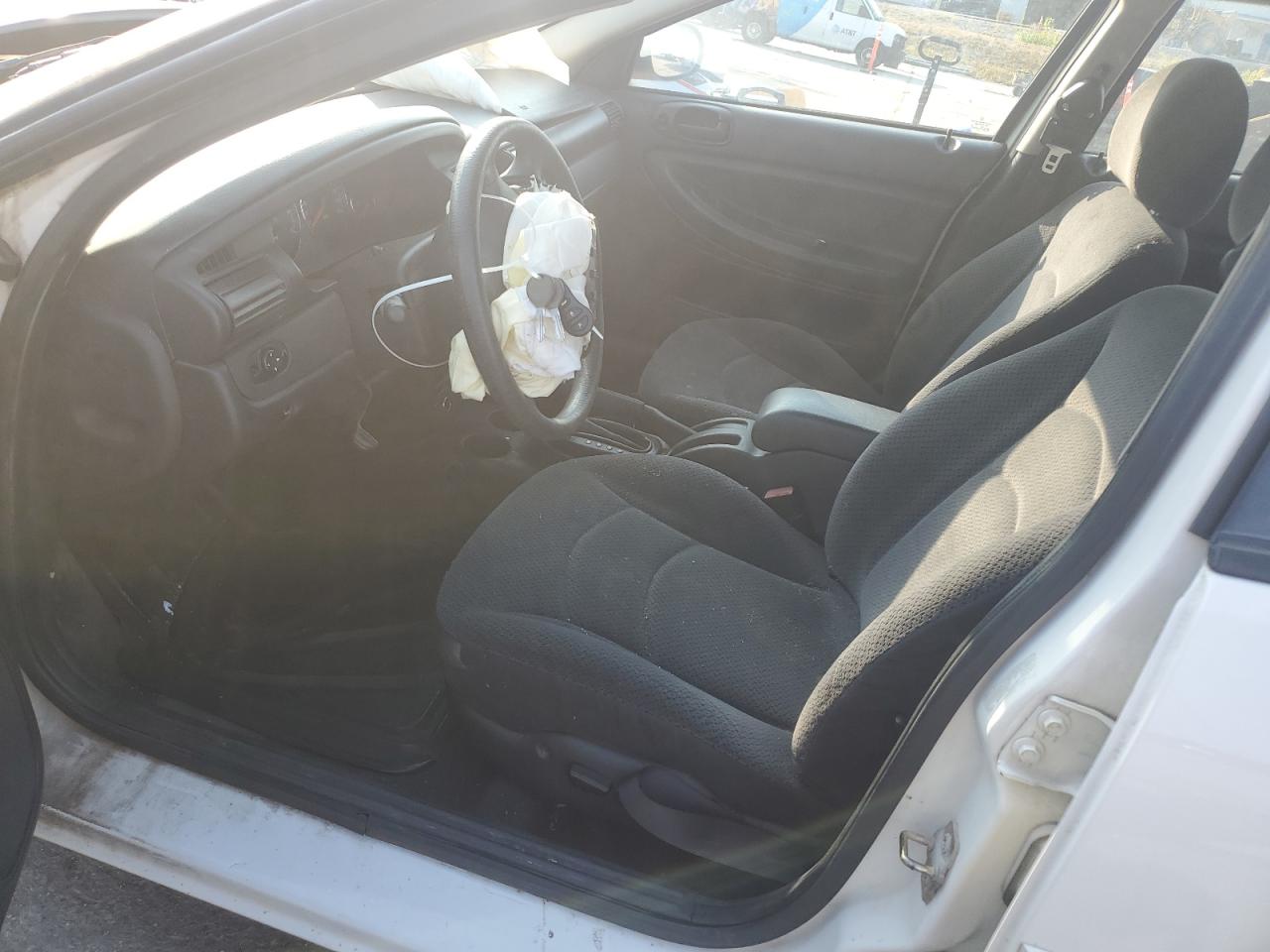 2004 Chrysler Sebring Lx VIN: 1C3EL46XX4N375271 Lot: 80197215