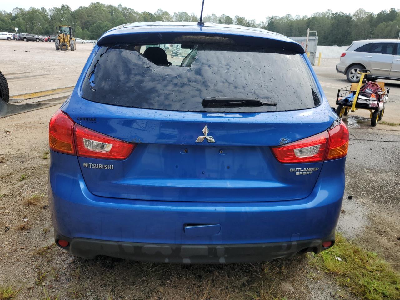 2015 Mitsubishi Outlander Sport Es VIN: 4A4AR3AUXFE032181 Lot: 84173695