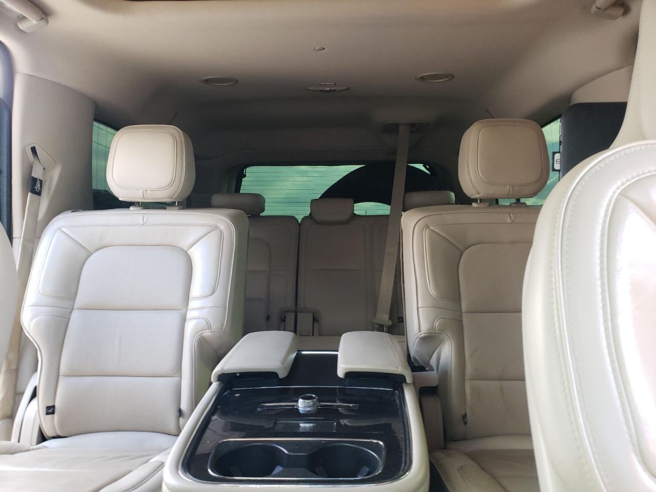 2019 Lincoln Navigator L Reserve VIN: 5LMJJ3LT8KEL18116 Lot: 81885785