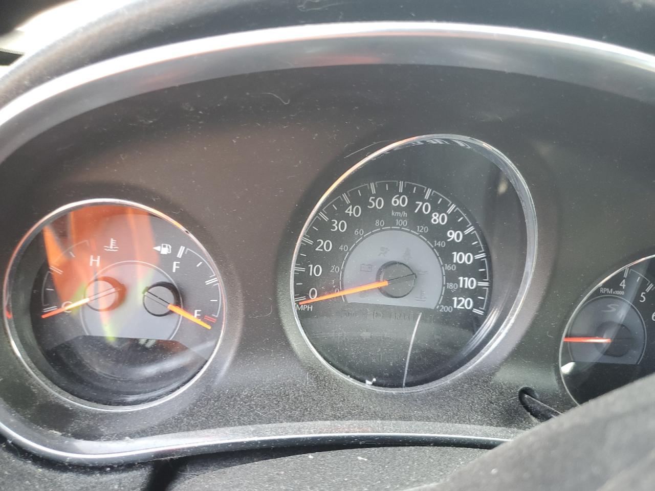 2013 Chrysler 200 Touring VIN: 1C3CCBBB8DN593229 Lot: 72065715