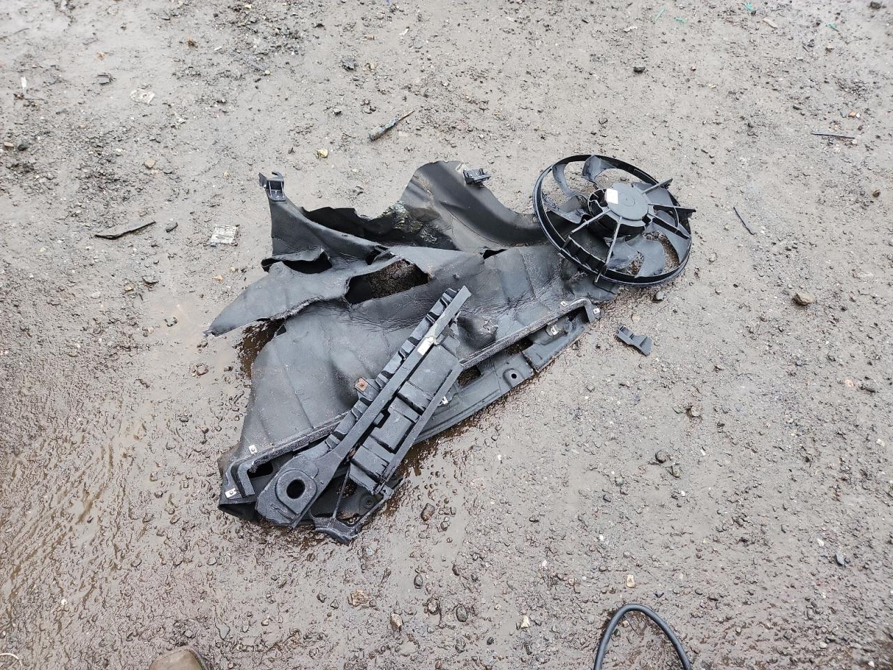 2020 Kia Niro Ex VIN: KNDCC3LGXL5062141 Lot: 83998335