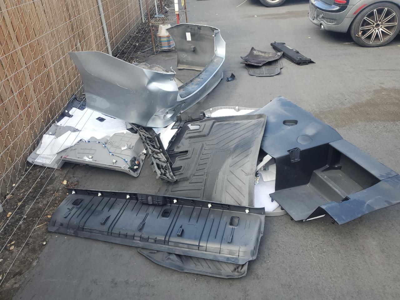 2020 Toyota Sienna Se VIN: 5TDXZ3DC9LS057583 Lot: 81638825