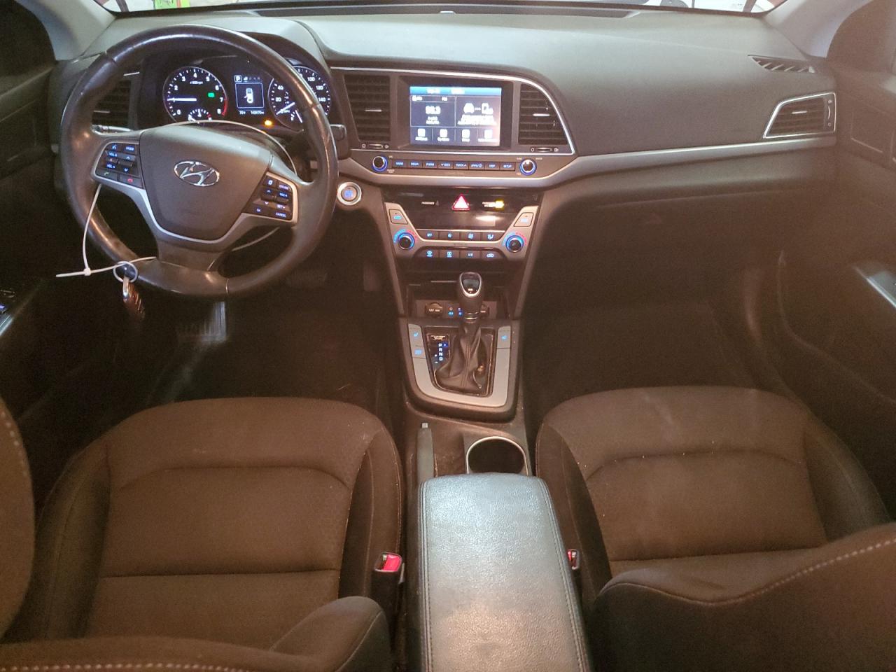 2017 Hyundai Elantra Se VIN: KMHD84LF5HU241733 Lot: 82038305