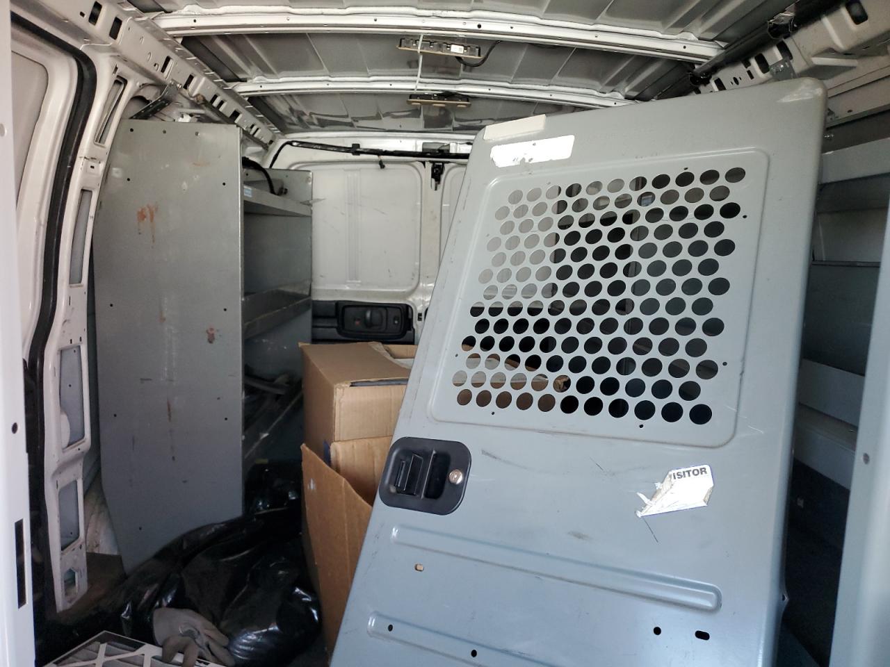 2018 Chevrolet Express G2500 VIN: 1GCWGAFG2J1179458 Lot: 84232675