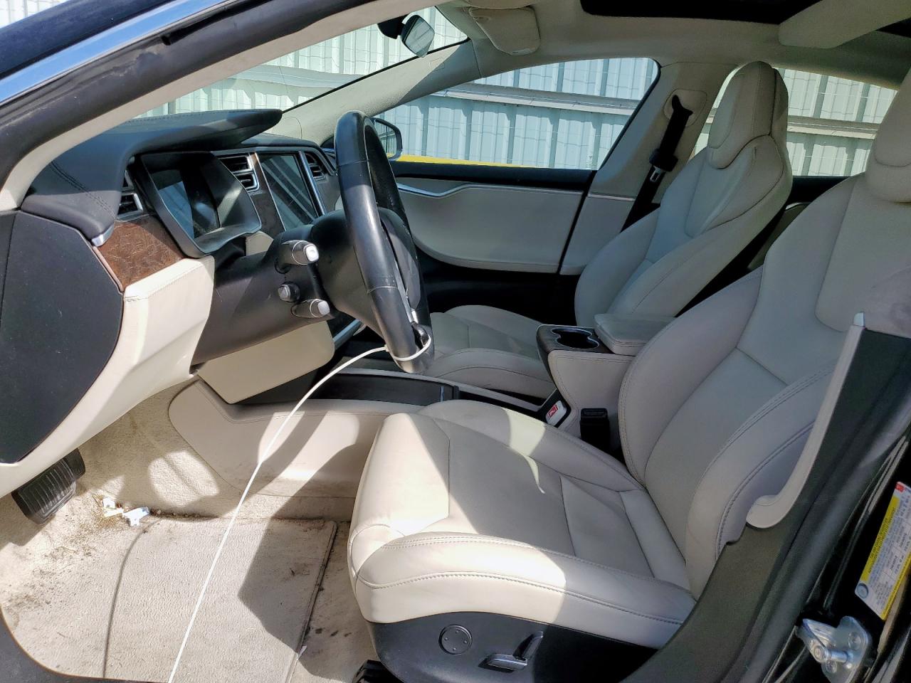 2017 Tesla Model S VIN: 5YJSA1E27HF227883 Lot: 84707605