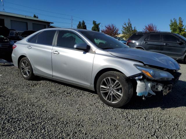  TOYOTA CAMRY 2015 Silver