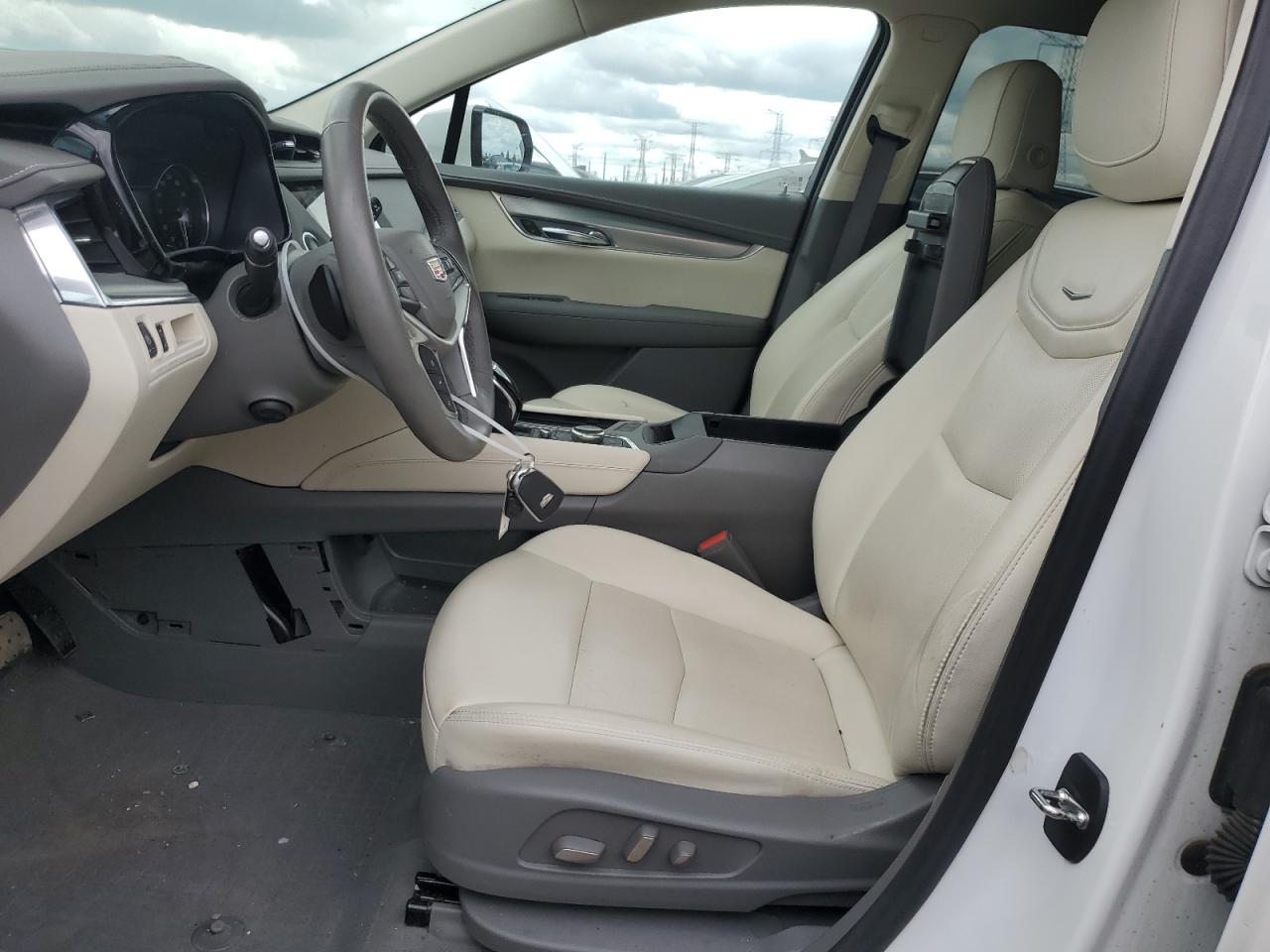 2022 Cadillac Xt5 Premium Luxury VIN: 1GYKNDR41NZ156620 Lot: 71413515