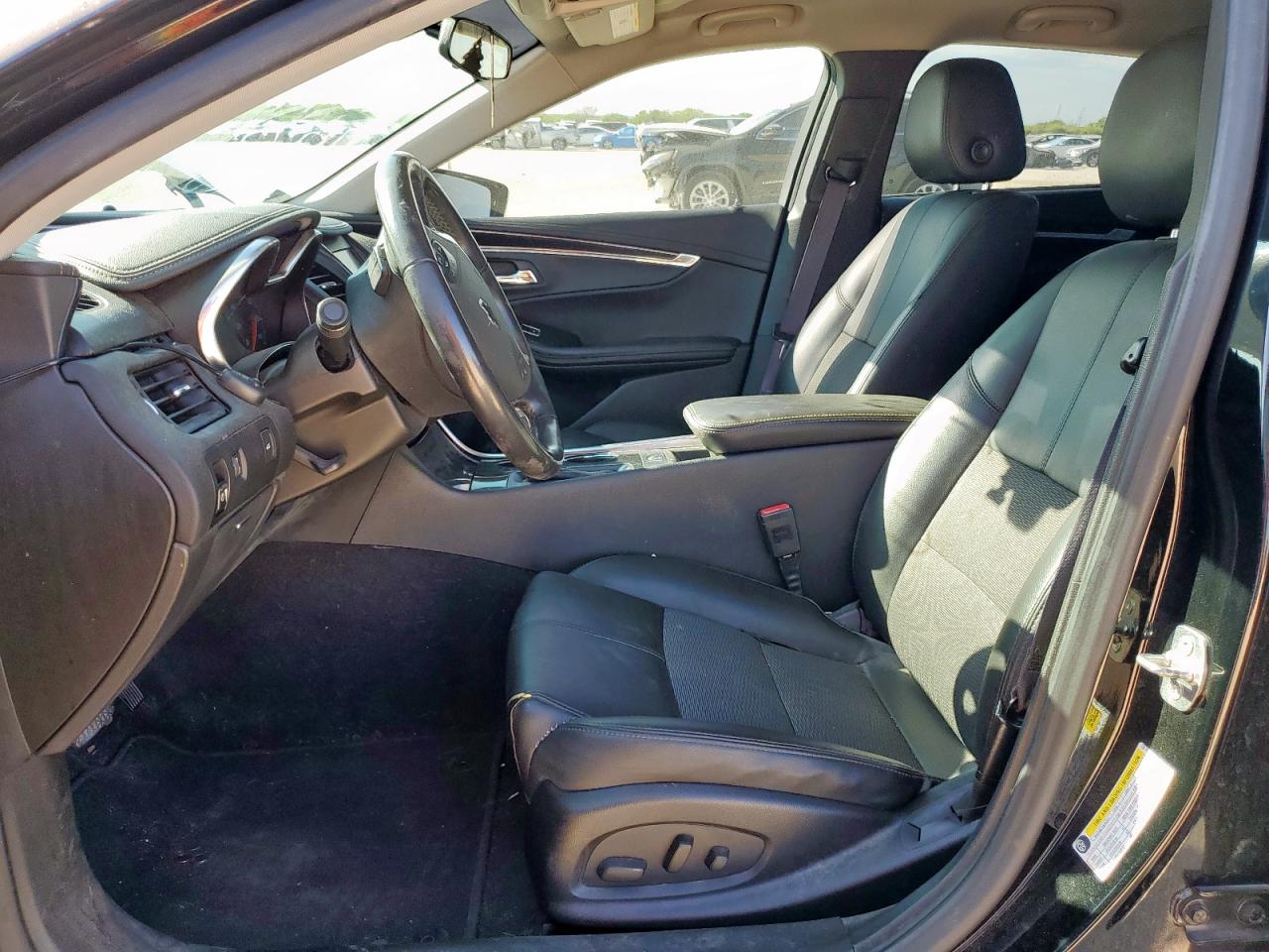 2017 Chevrolet Impala Lt VIN: 1G1105S33HU158743 Lot: 83963115