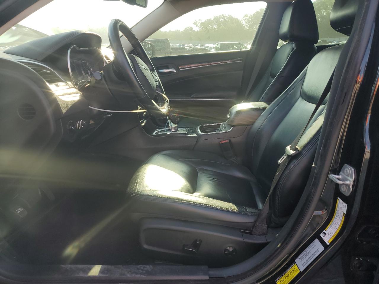 2015 Chrysler 300 Limited VIN: 2C3CCARG9FH793009 Lot: 81484225