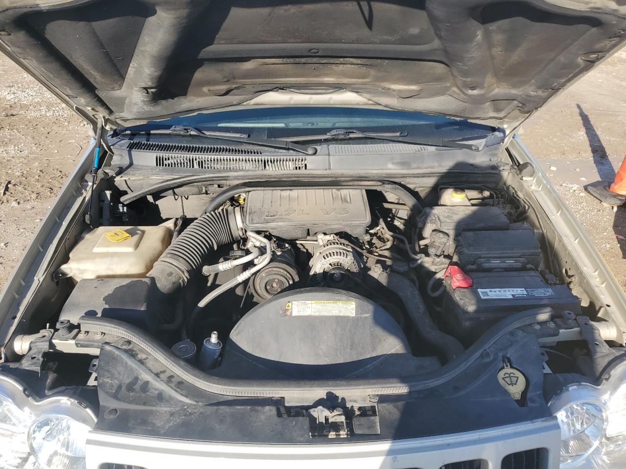 1J8GR48K48C147569 2008 Jeep Grand Cherokee Laredo