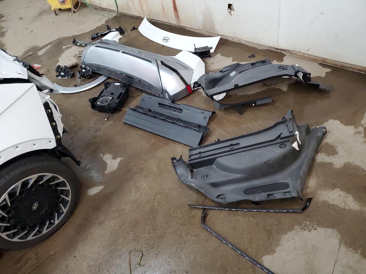 2024 Hyundai Ioniq 5 Limited VIN: KM8KRDDF7RU295216 Lot: 70341225