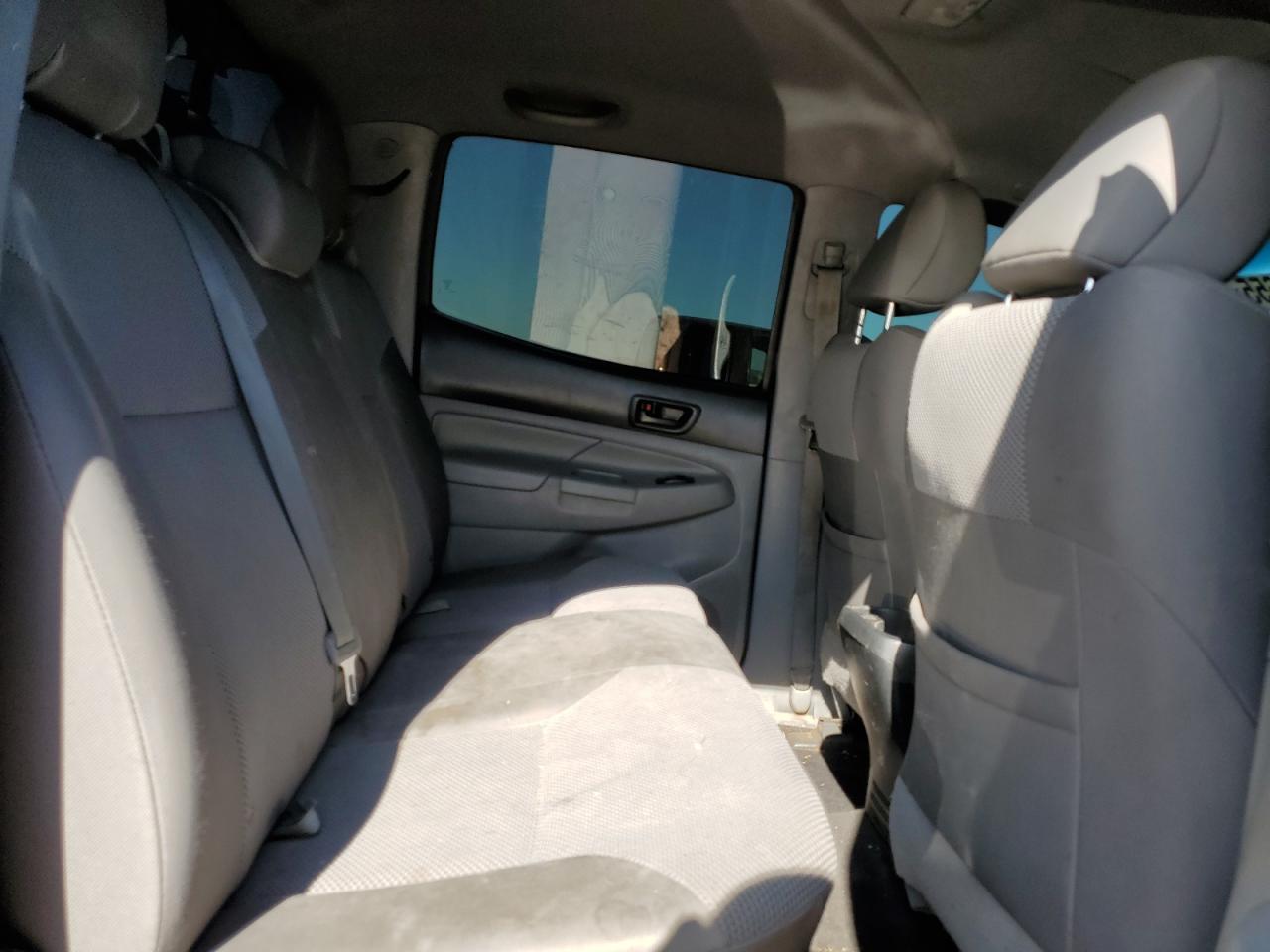 2013 Toyota Tacoma Double Cab VIN: 5TFLU4EN5DX060415 Lot: 70325655