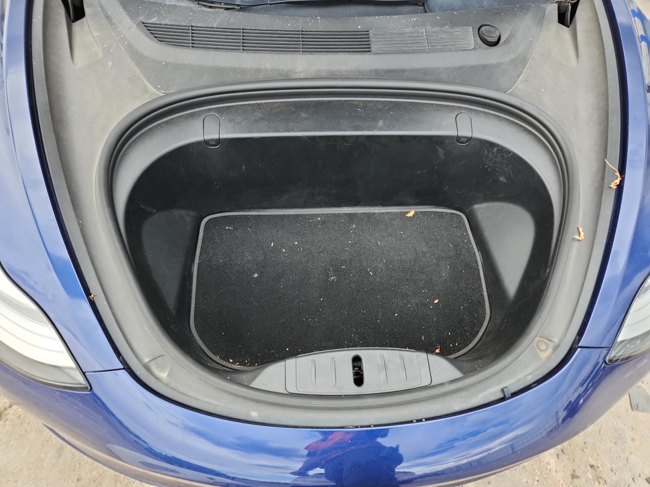 2018 Tesla Model 3 VIN: 5YJ3E1EB4JF083935 Lot: 84578775