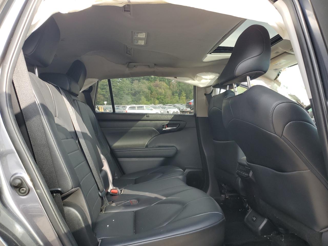 2020 Toyota Highlander Xle VIN: 5TDHZRBHXLS516044 Lot: 83751855