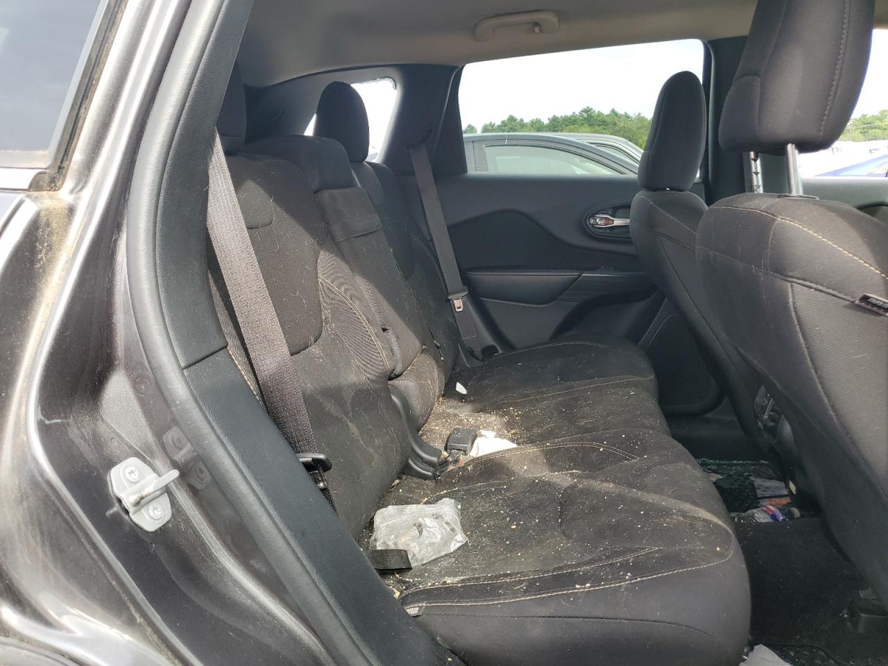 2016 Jeep Cherokee Latitude VIN: 1C4PJMCB7GW203507 Lot: 71500365