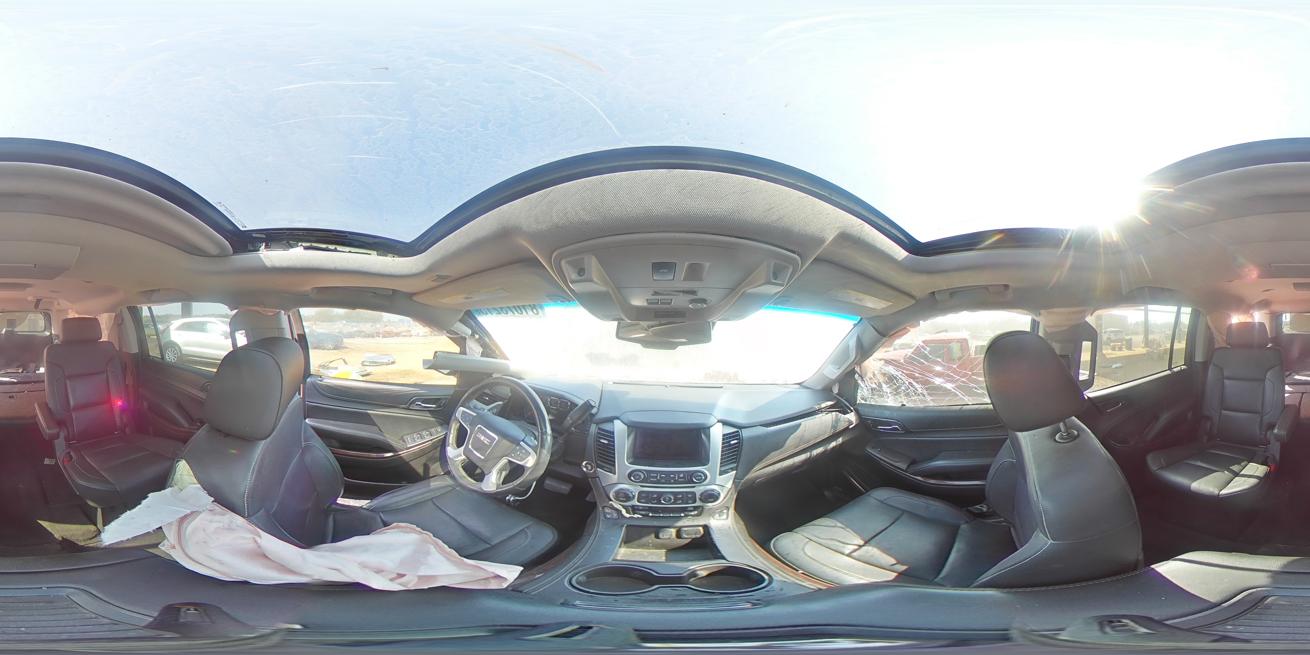 2016 GMC Yukon Xl K1500 Slt VIN: 1GKS2GKC4GR357551 Lot: 81073215