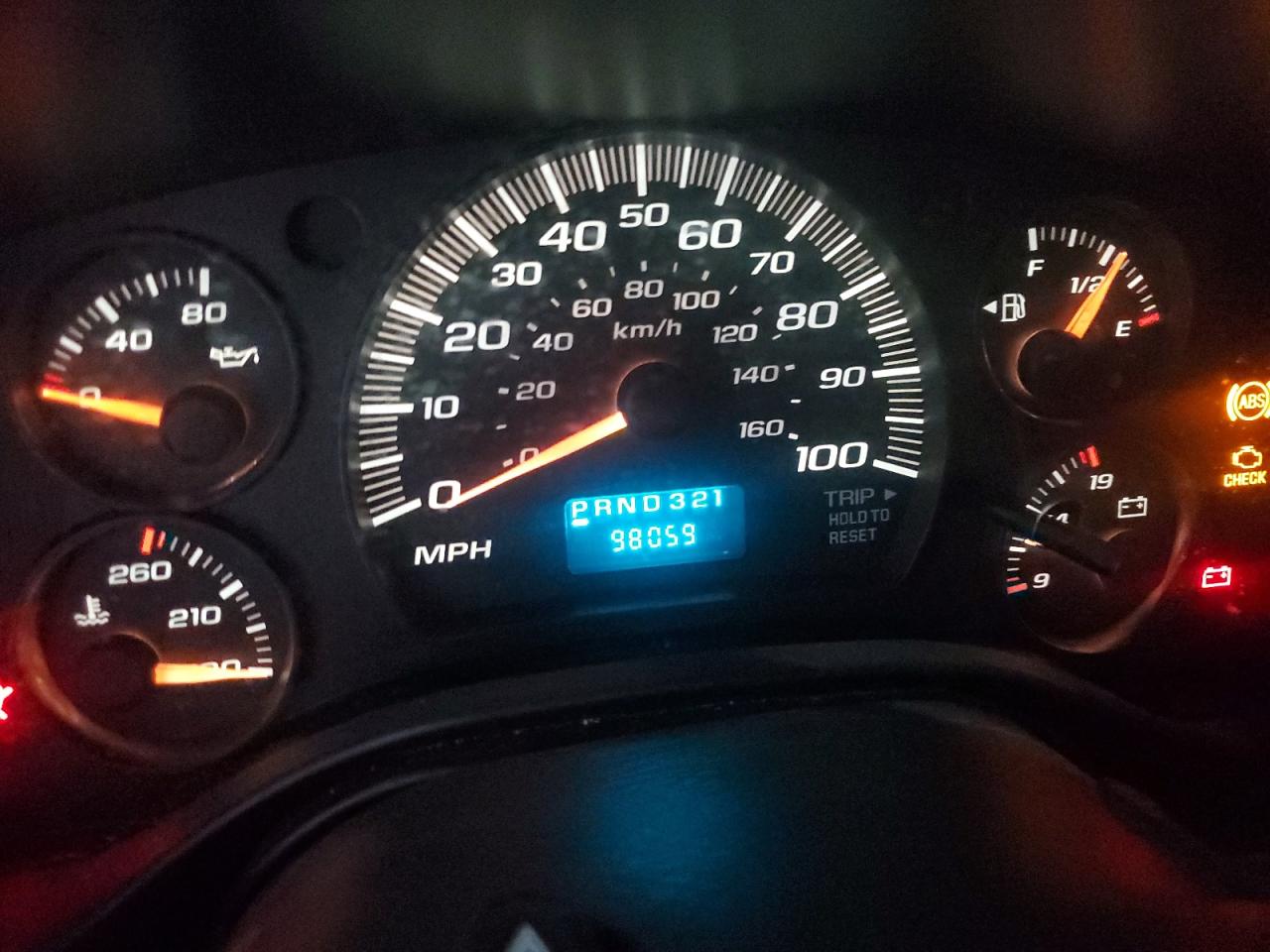 2006 Chevrolet Express G1500 VIN: 1GCFH15T561200645 Lot: 70101675