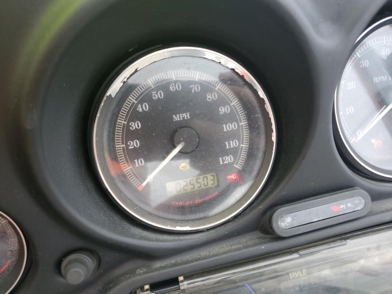 2008 Harley-Davidson Flht Classic VIN: 1HD1FF4188Y668388 Lot: 80269945