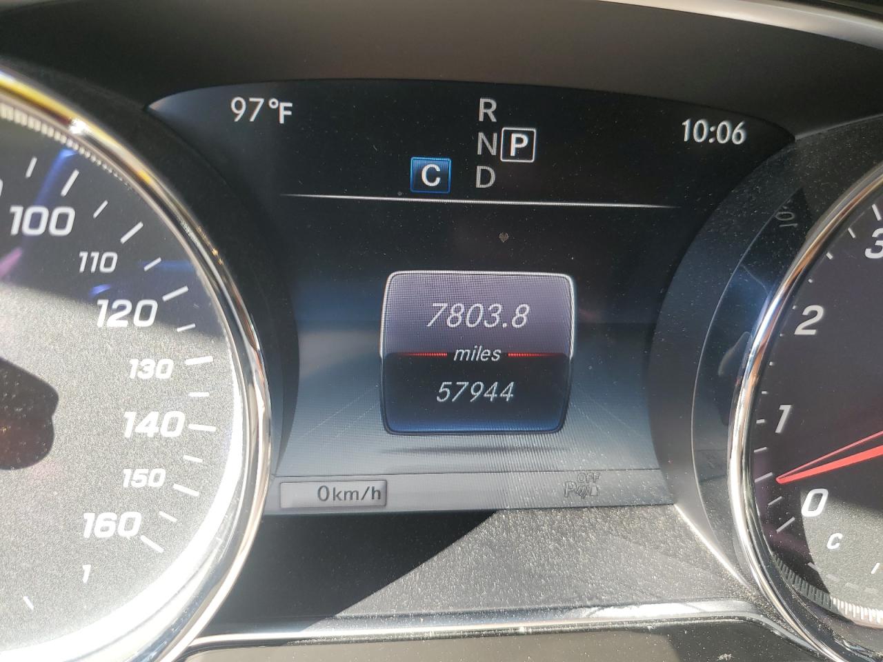 2018 Mercedes-Benz E 400 VIN: WDD1J6FBXJF045822 Lot: 82089635