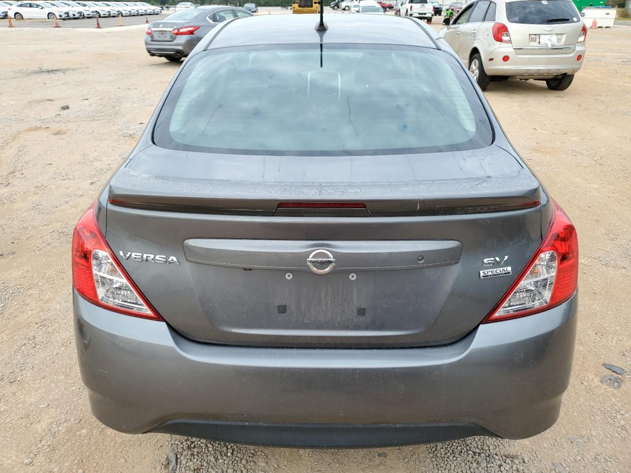 2018 Nissan Versa S VIN: 3N1CN7APXJL826218 Lot: 81431885