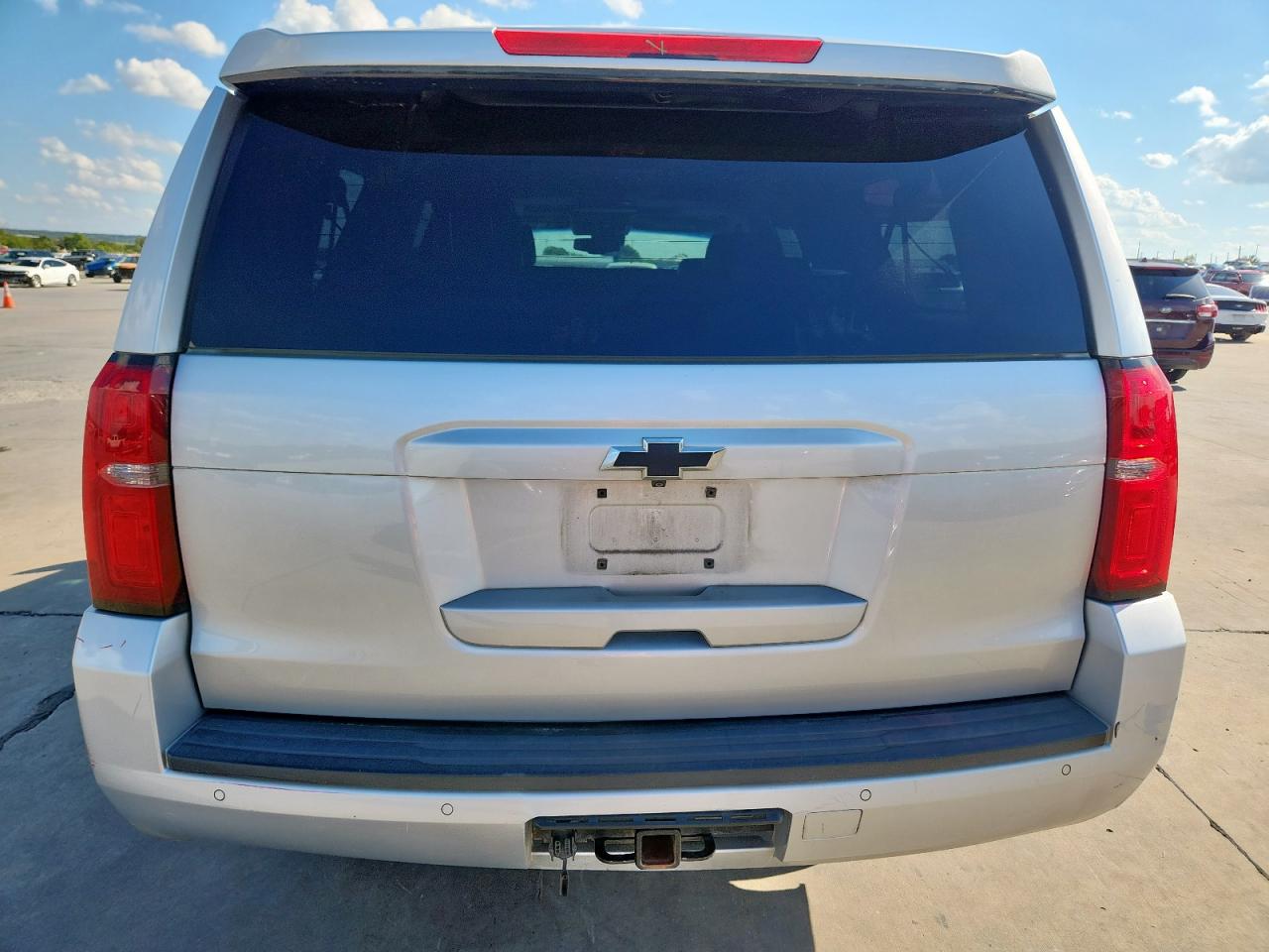 2015 Chevrolet Suburban K1500 Lt VIN: 1GNSKJKC8FR532382 Lot: 81483035